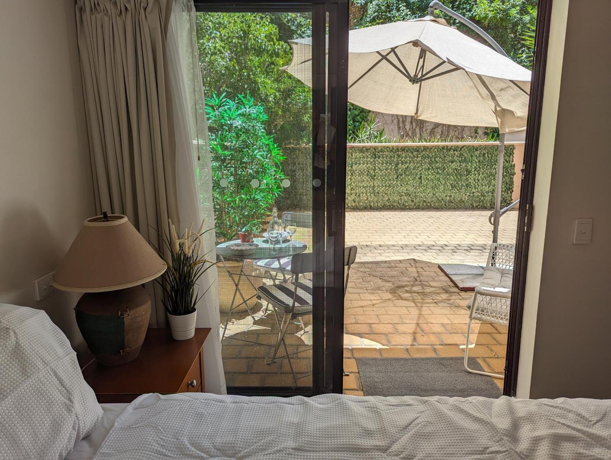 Lovely City Apartment With Private Courtyard, Pool, Free Parking, Gym Perth Exterior foto